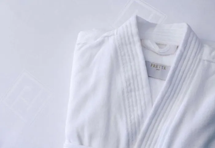 Hanza Tower 5 Stars アパート