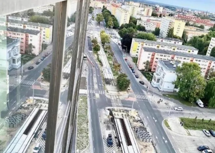 Hanza Tower 5 Stars アパート シュチェチン